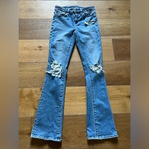 American Eagle women’s 	stretch high-waisted skinny kick jeans